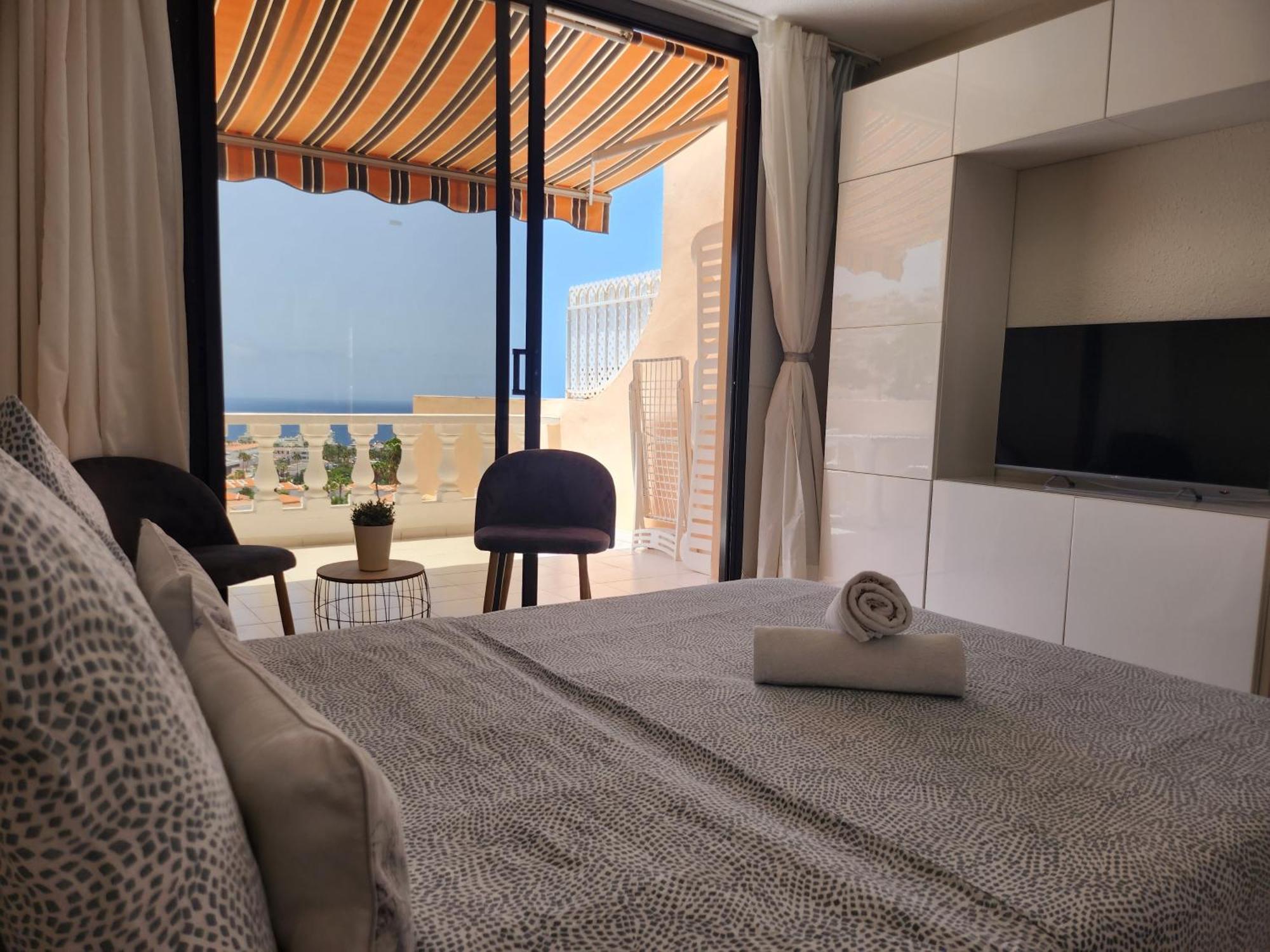Paradise Court 阿德耶 外观 照片